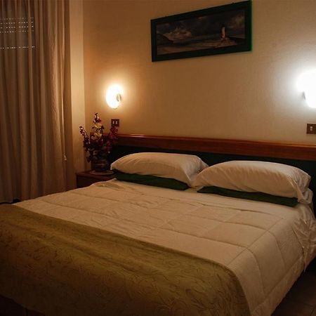 Hotel Neptunus Νετούνο Εξωτερικό φωτογραφία